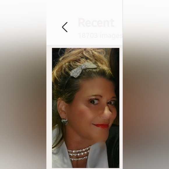 Meet your Posher, Kelley - Picture 1 of 3